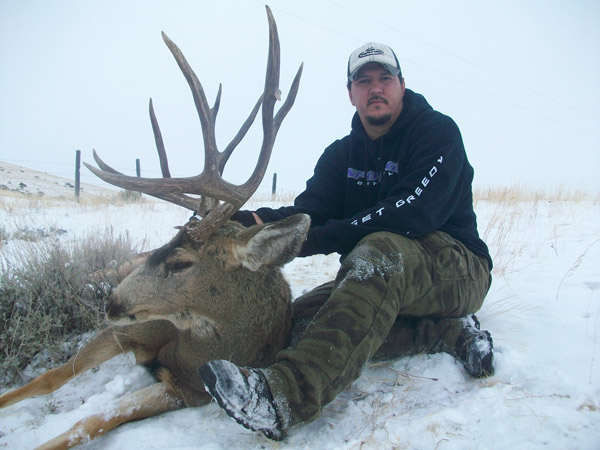 Flint's 30-Inch 7x6 Wyoming Buck - MonsterMuleys.com
