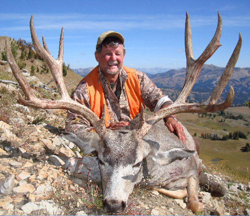 Big Ole' Wyoming Bucks - MonsterMuleys.com