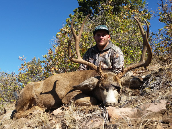 Utah Mule Deer Hunting Success for Matt - MonsterMuleys.com